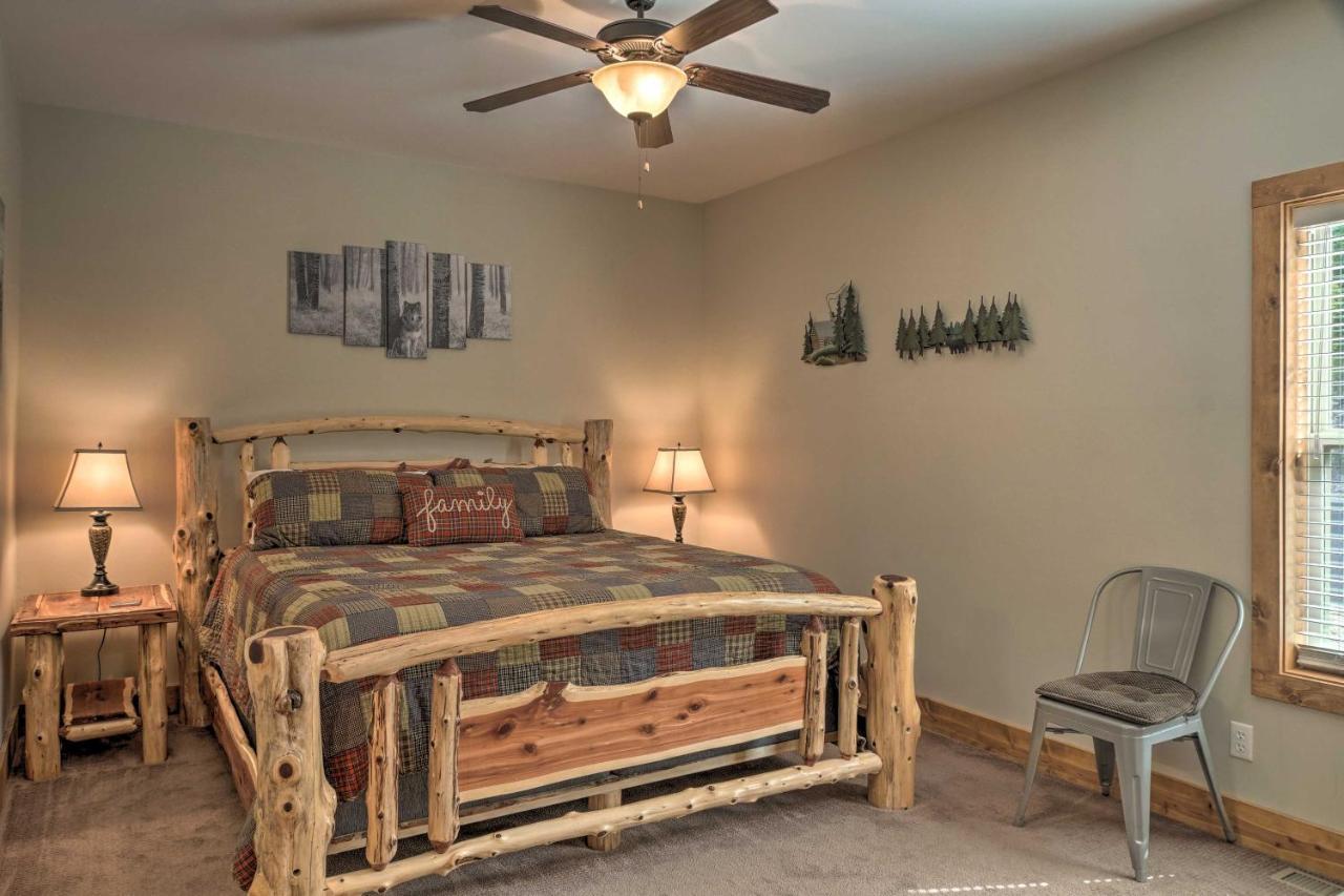 Branson West Cabin With Pool Access And Golfing Eksteriør bilde